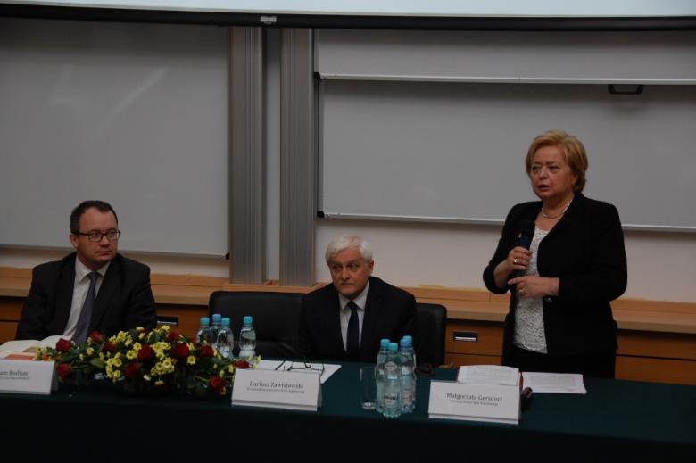 na zdjęciu dr Adam Bodnar, sędzia Dariusz Zawistowski, prof. Małgorzata Gersdorf